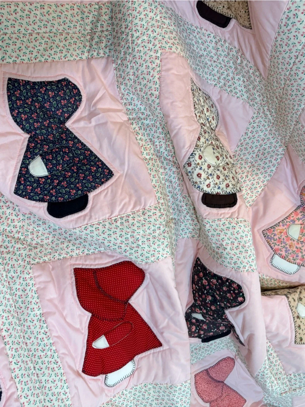 Classic Cottage Pink Patchwork bonnet sue Quilts set of 2